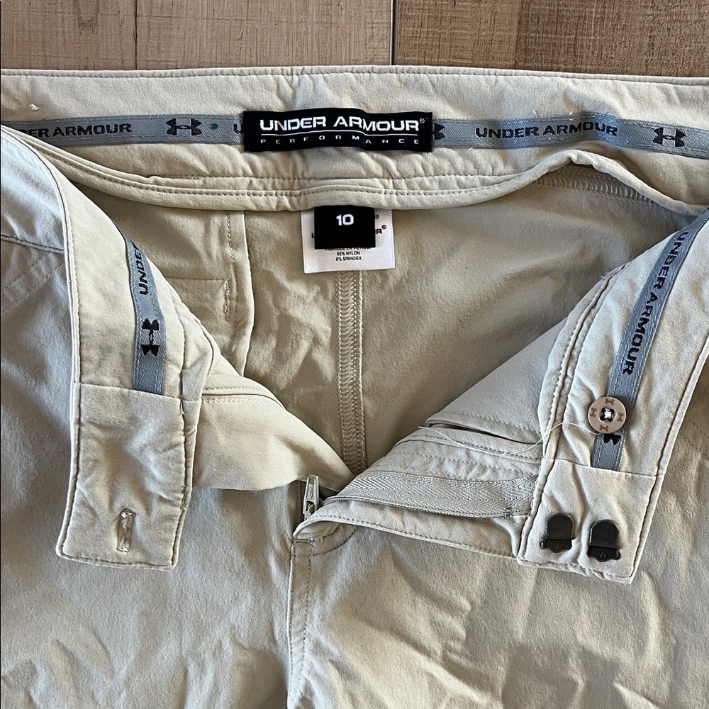 Under Armour Cream Capri Shorts - Picture 2 of 5